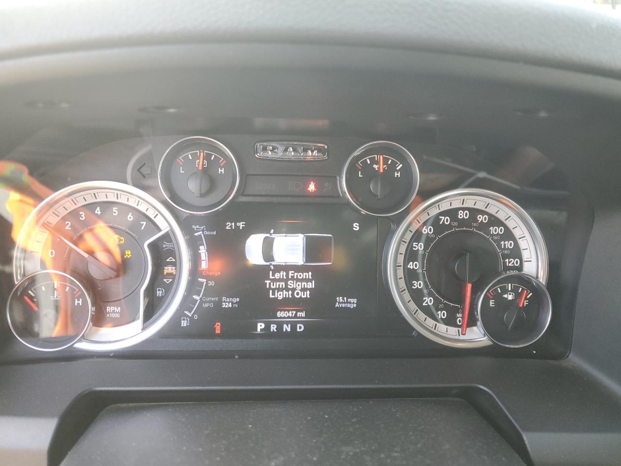 2016 RAM 1500 - Image 9
