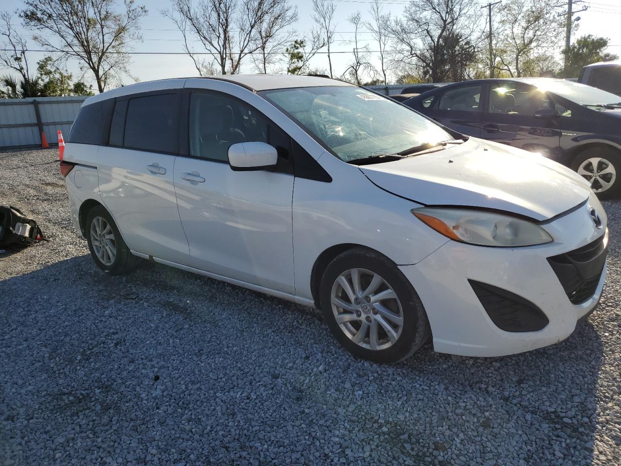 2012 Mazda 5 - Image 4