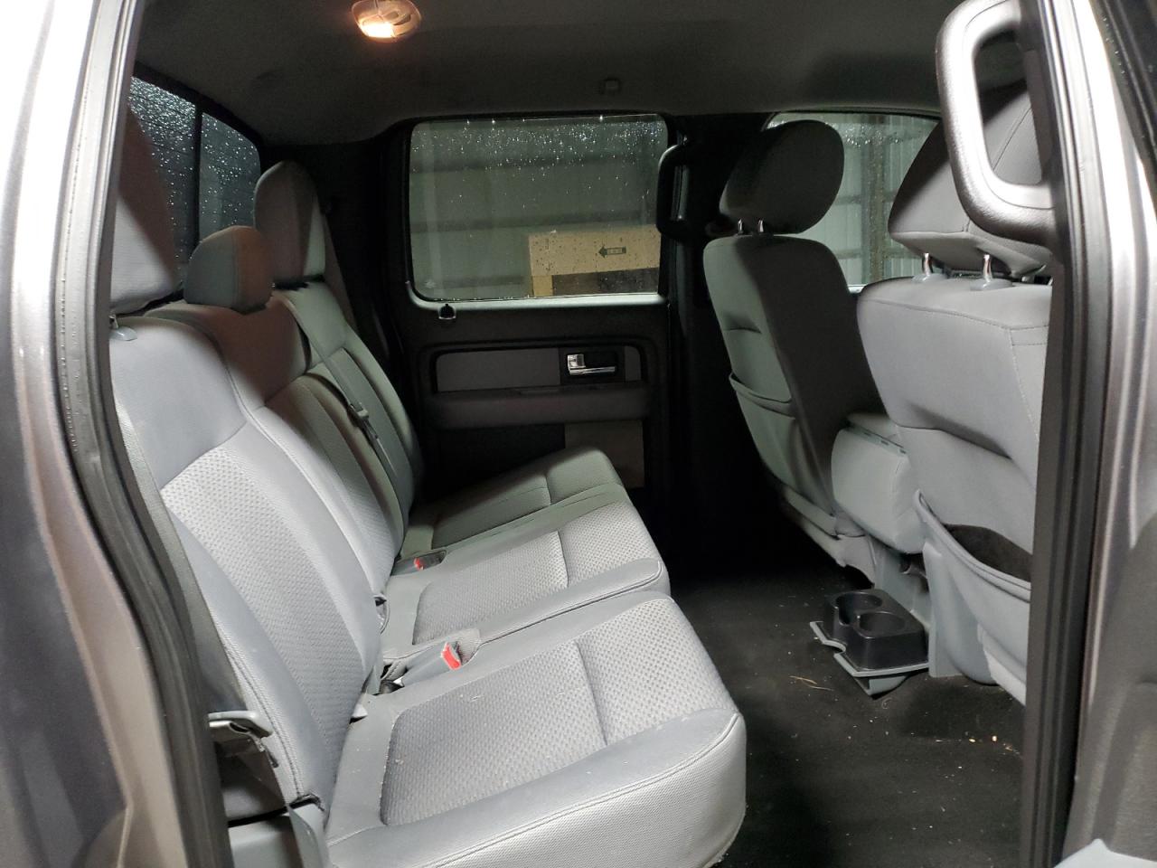 2013 Ford F-150 - Image 10