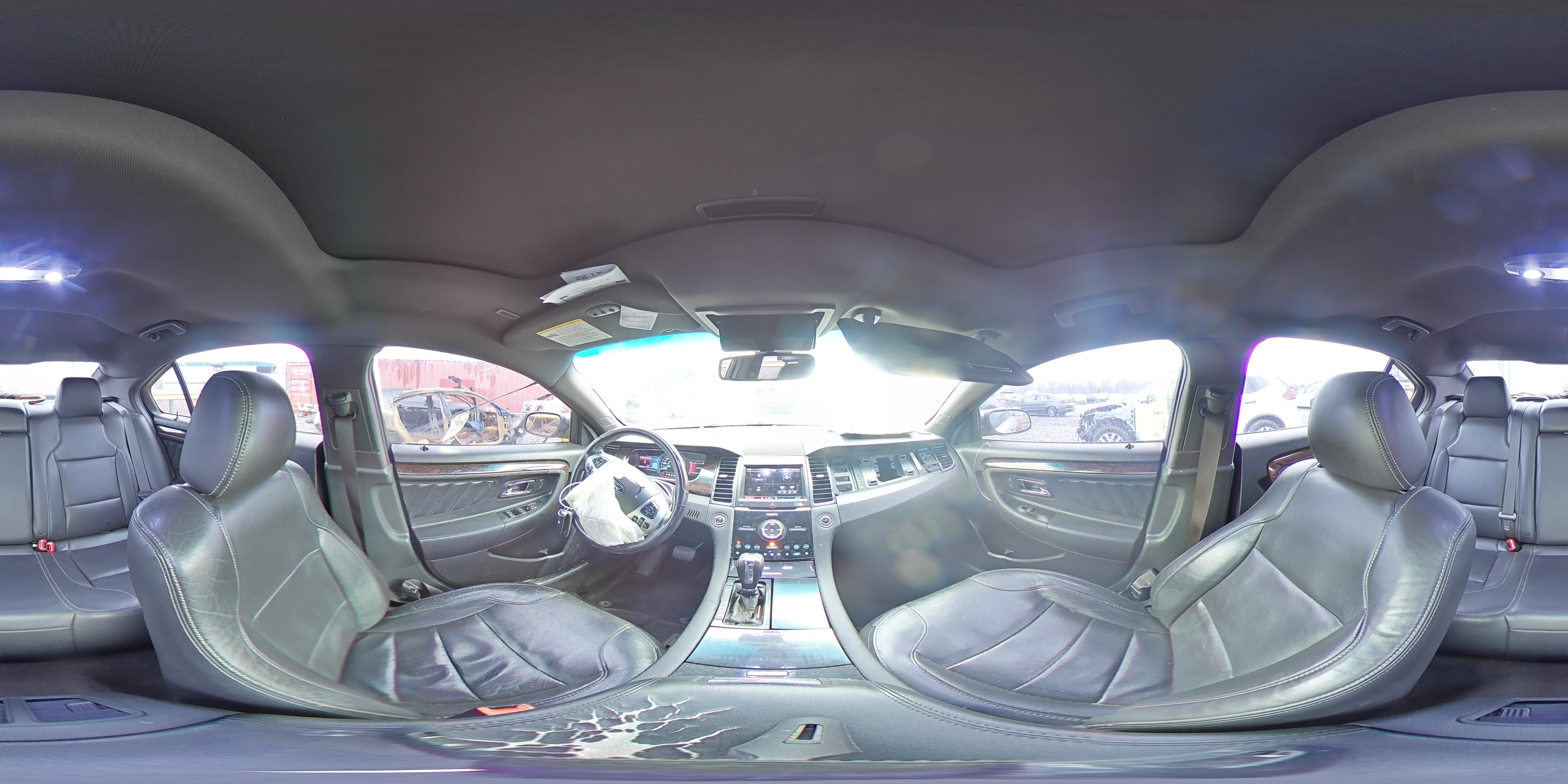 2013 Ford Taurus - Image 14