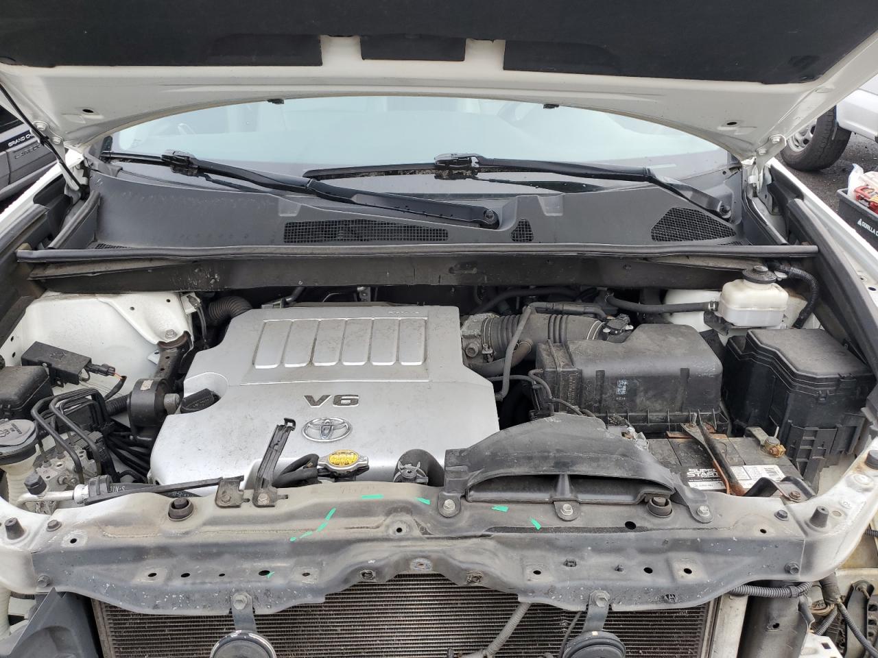 2011 Toyota Highlander - Image 12