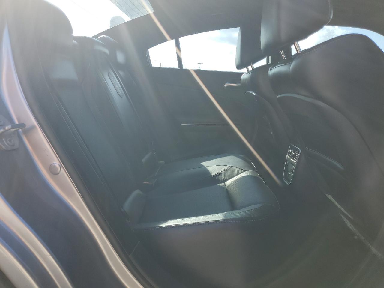 2016 Dodge Charger - Image 10