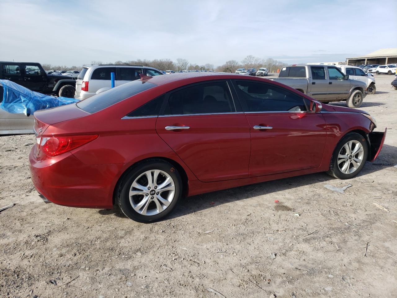 2011 Hyundai Sonata - Image 3