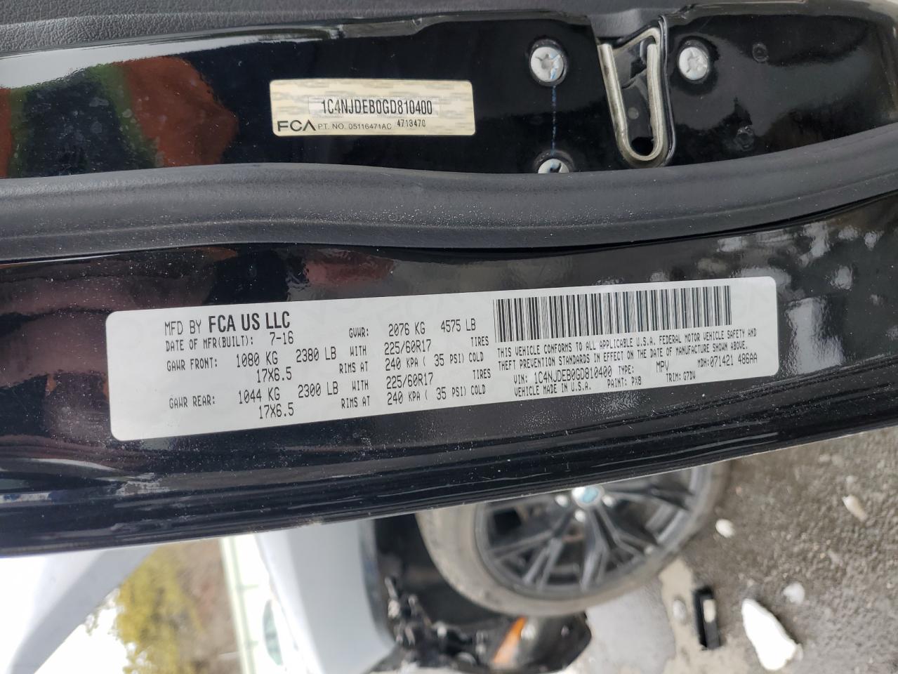 2016 Jeep Compass - Image 15