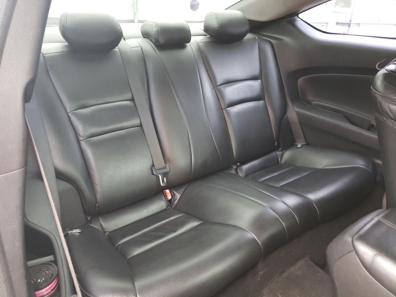 2015 Honda Accord - Image 10