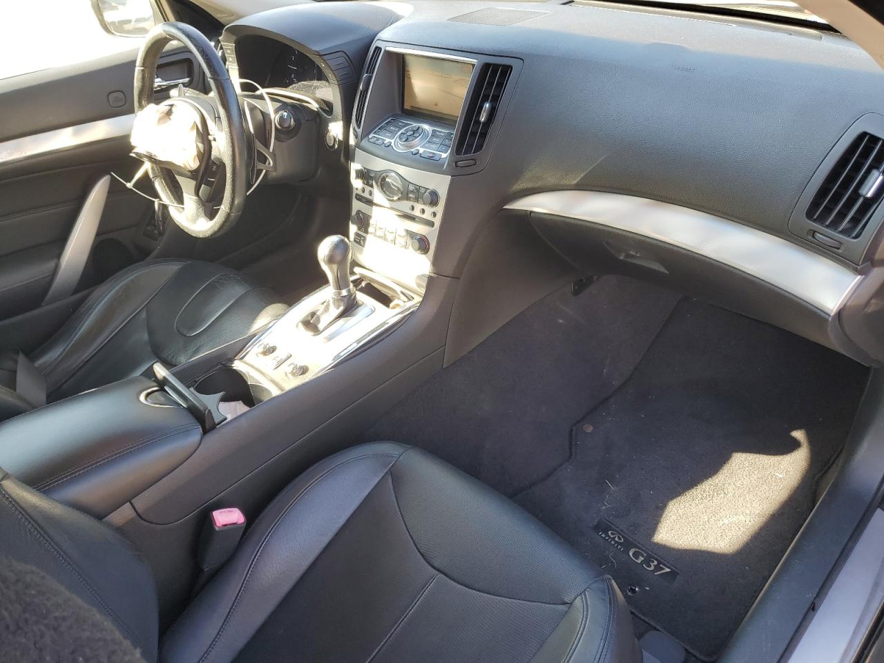 2012 Infiniti G - Image 8