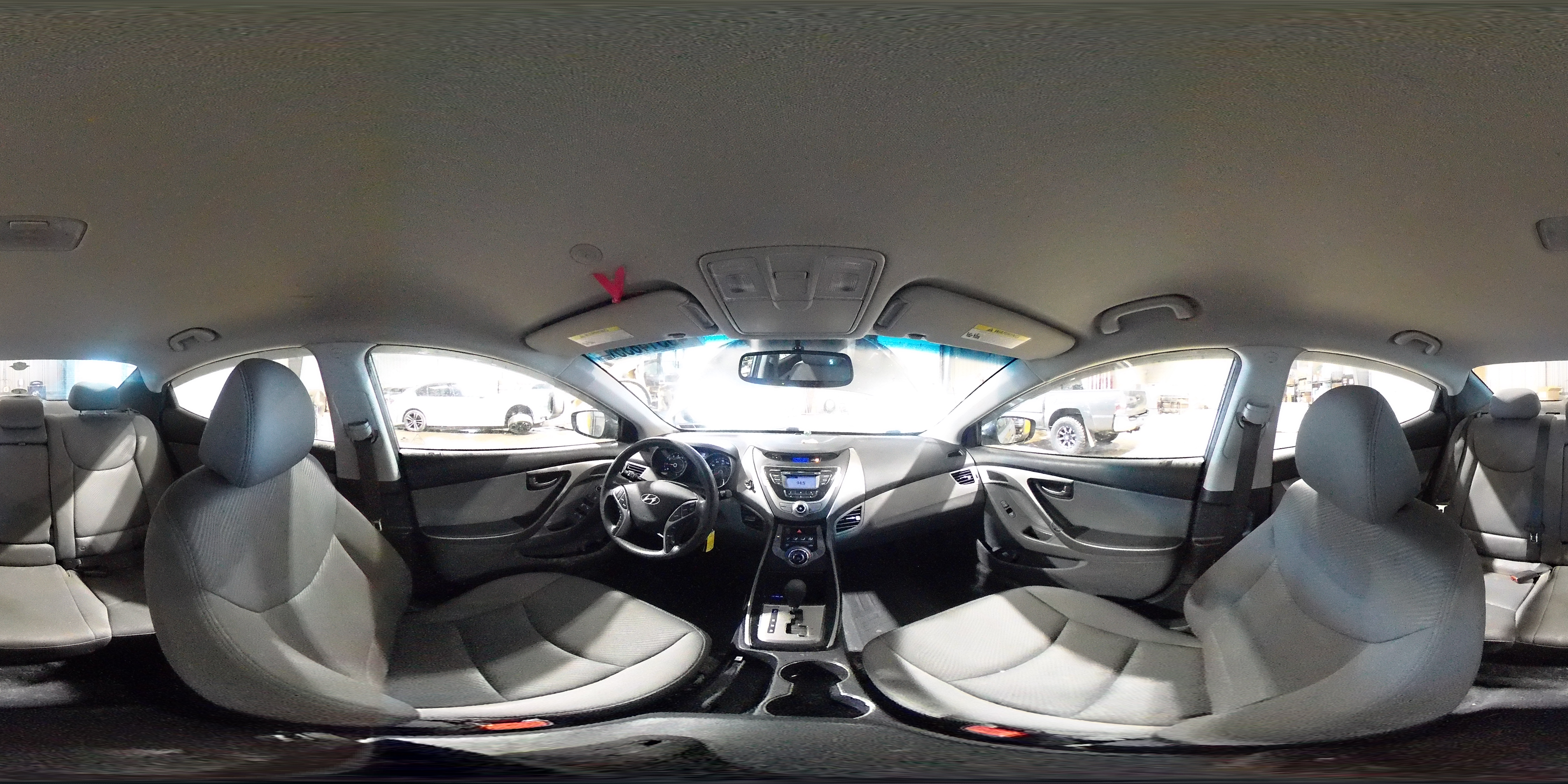 2013 Hyundai Elantra - Image 12