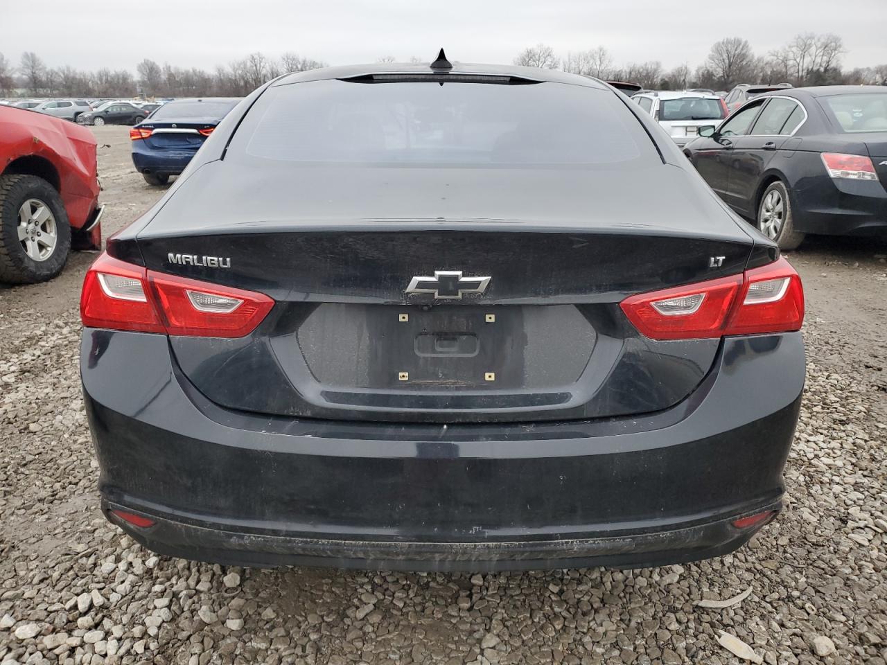 2017 Chevrolet Malibu - Image 6