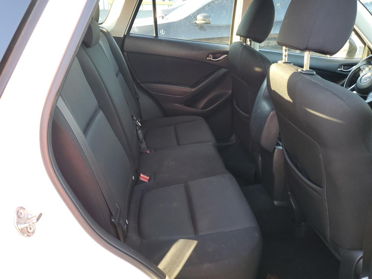 2016 Mazda CX-5 - Image 11