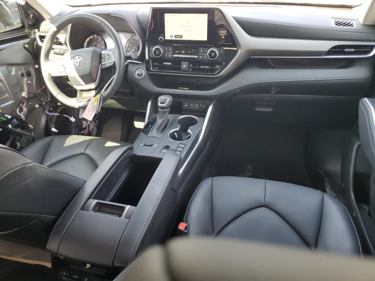 2024 Toyota Highlander - Image 8