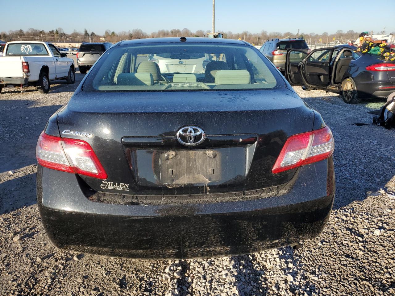 2011 Toyota Camry - Image 6