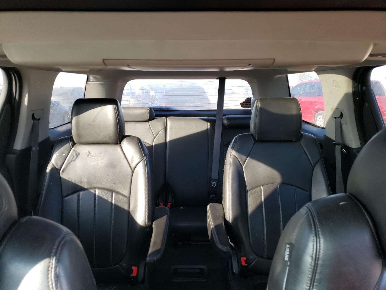2013 GMC Acadia - Image 10