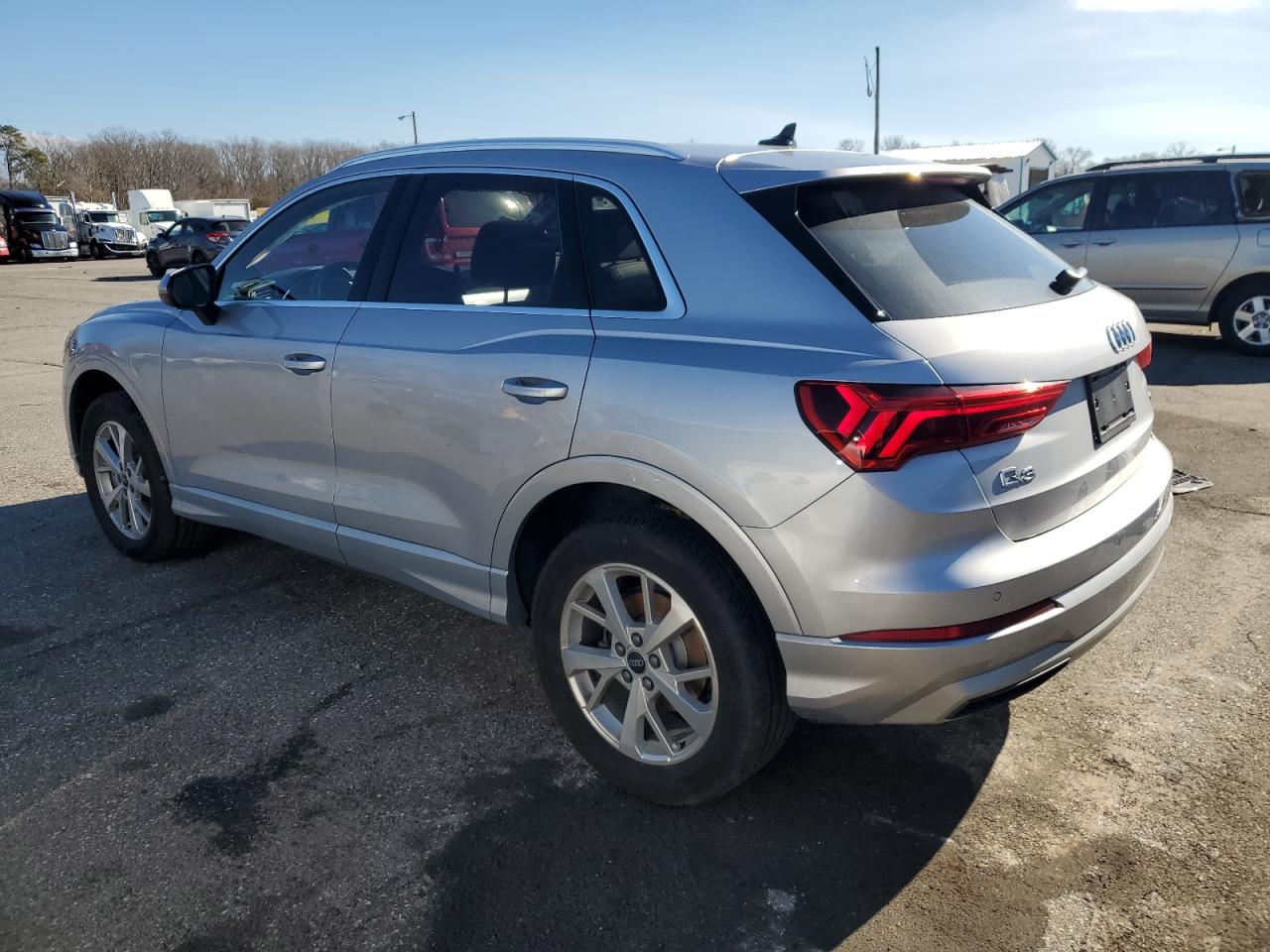 2024 Audi Q3 - Image 2