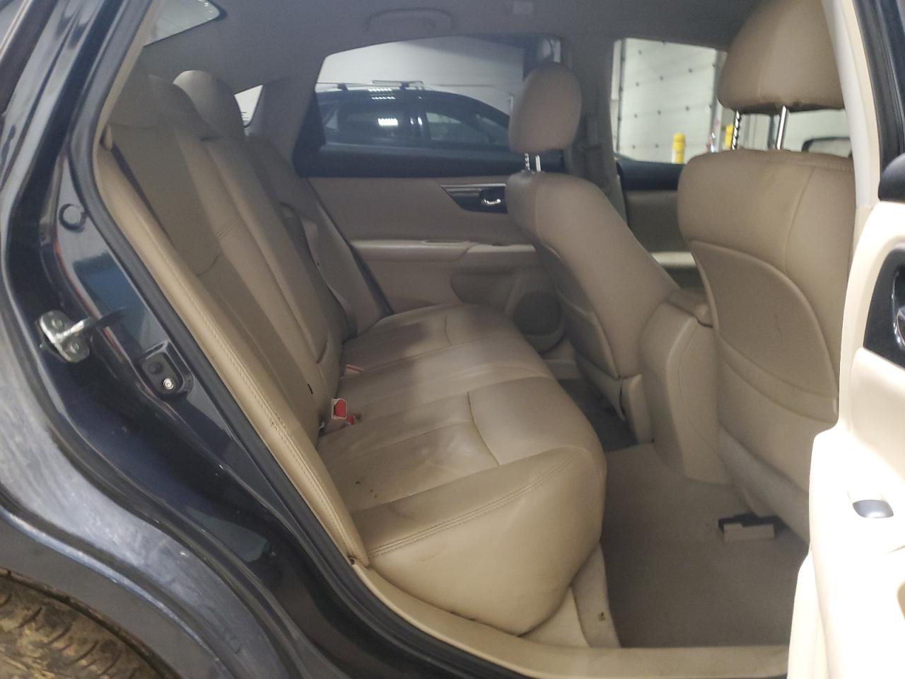 2013 Nissan Altima - Image 10
