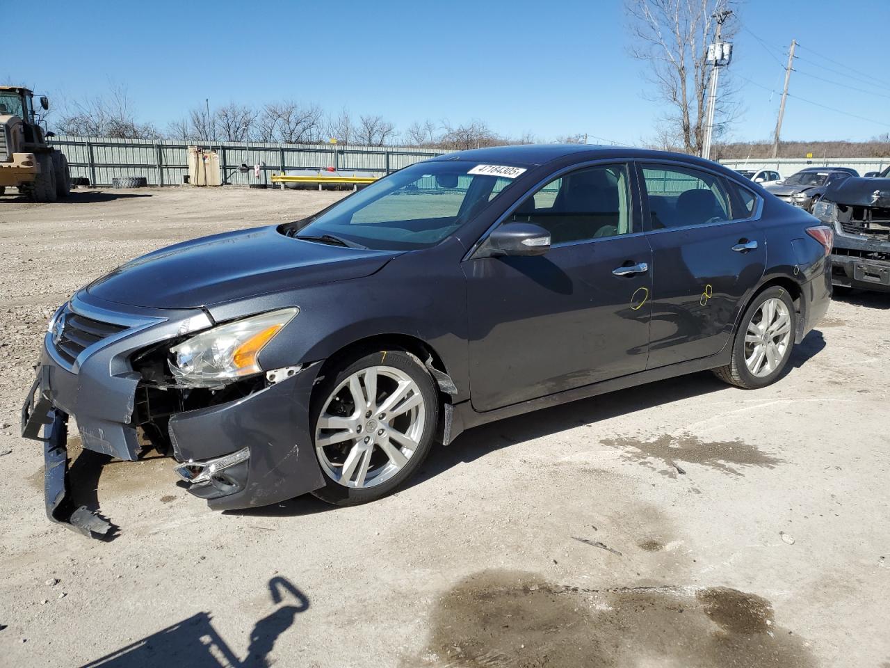 2013 Nissan Altima - Image 1
