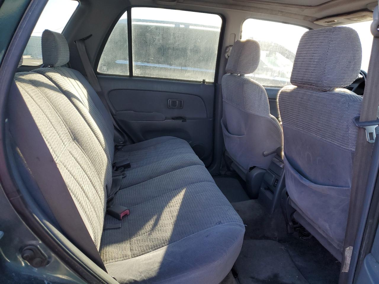 1997 Toyota 4Runner - Image 10