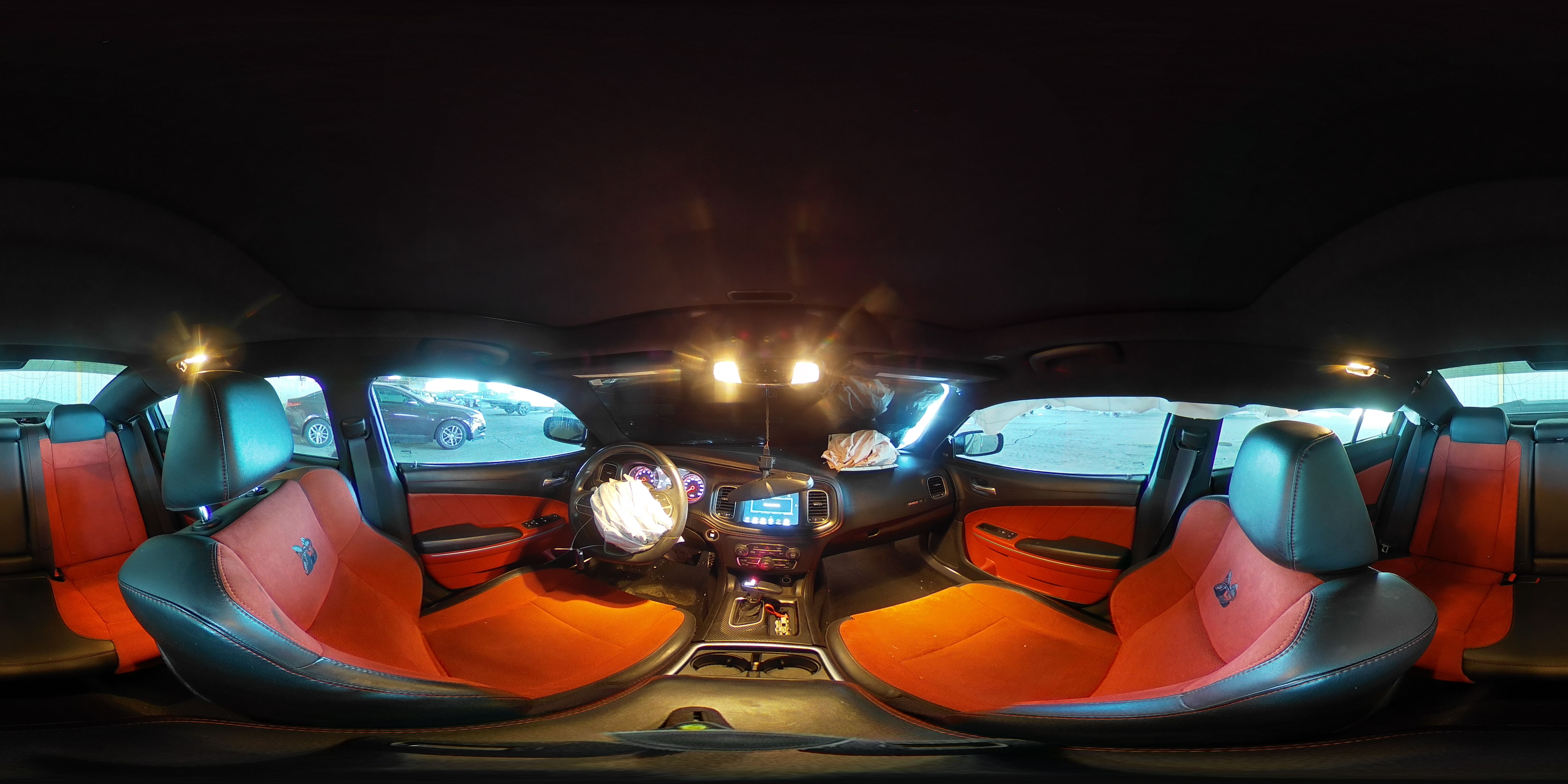 2021 Dodge Charger - Image 13
