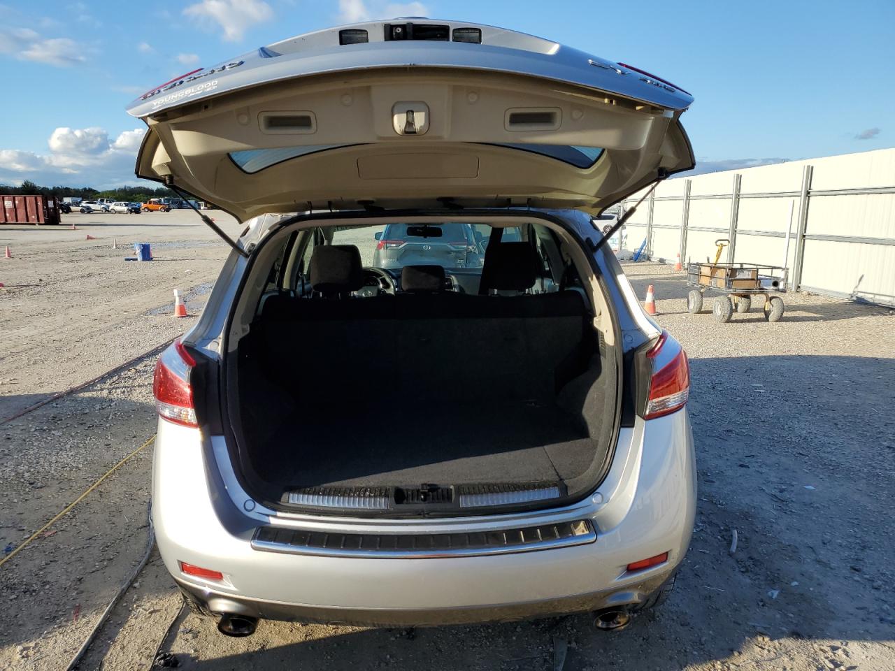 2011 Nissan Murano - Image 6