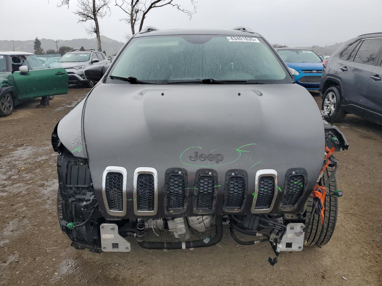 2014 Jeep Grand Cherokee - Image 5