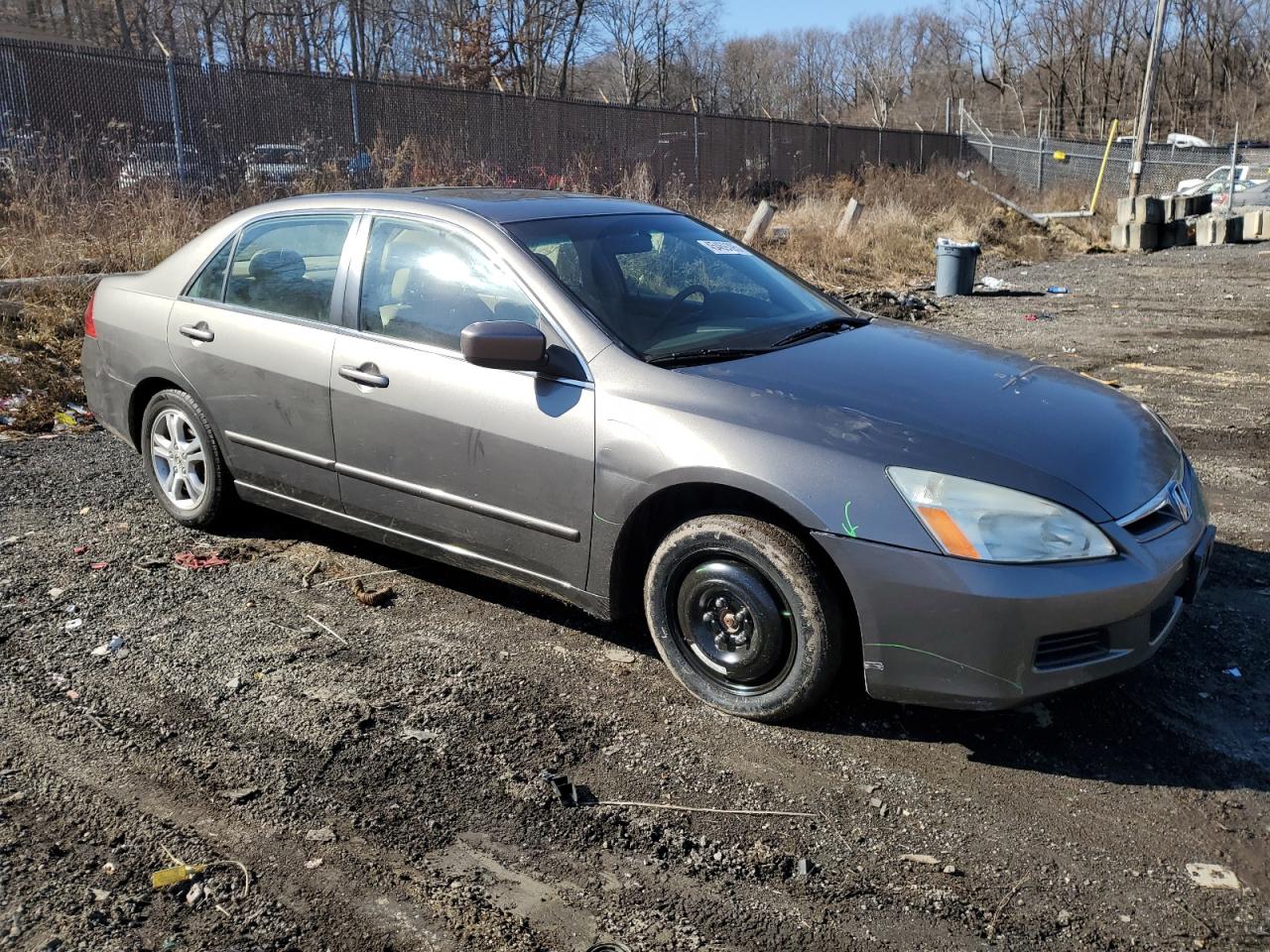 2006 Honda Accord - Image 4