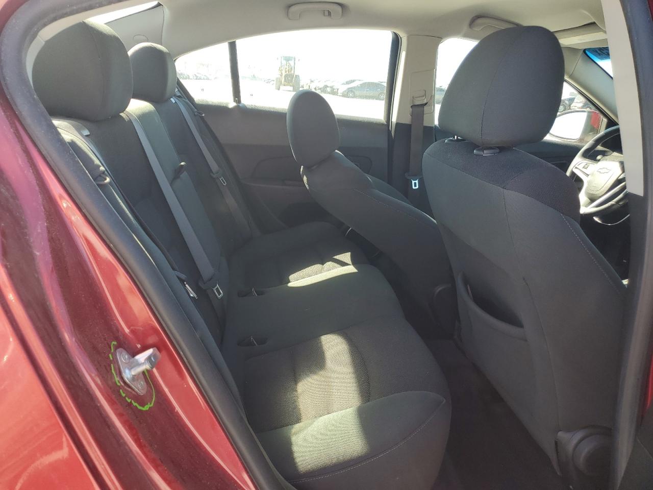 2012 Chevrolet Cruze - Image 10