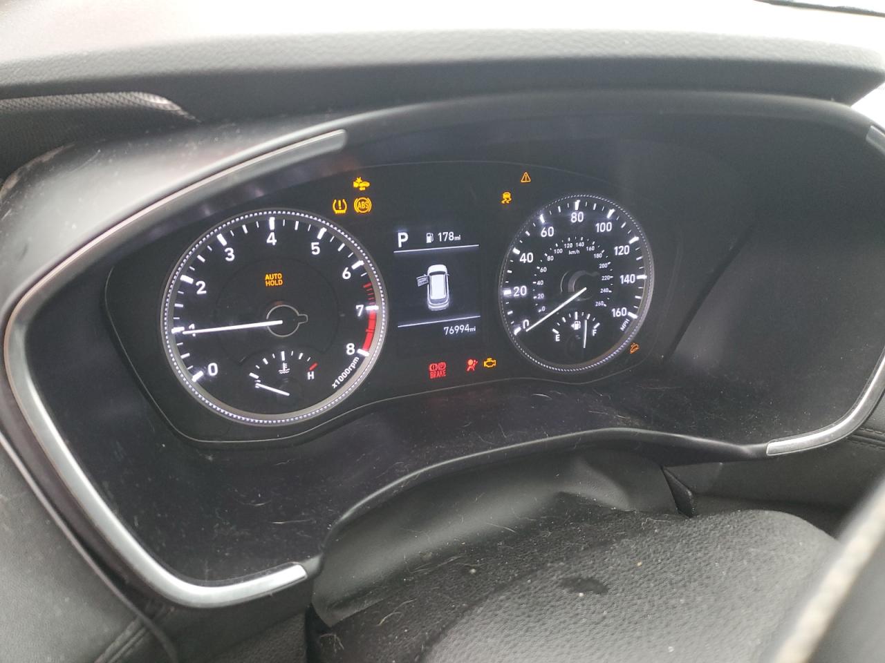 2019 Hyundai Santa Fe - Image 9
