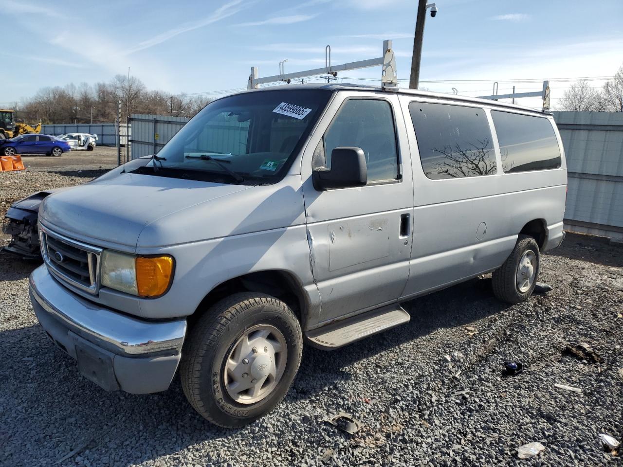2005 Ford Econoline - Image 1