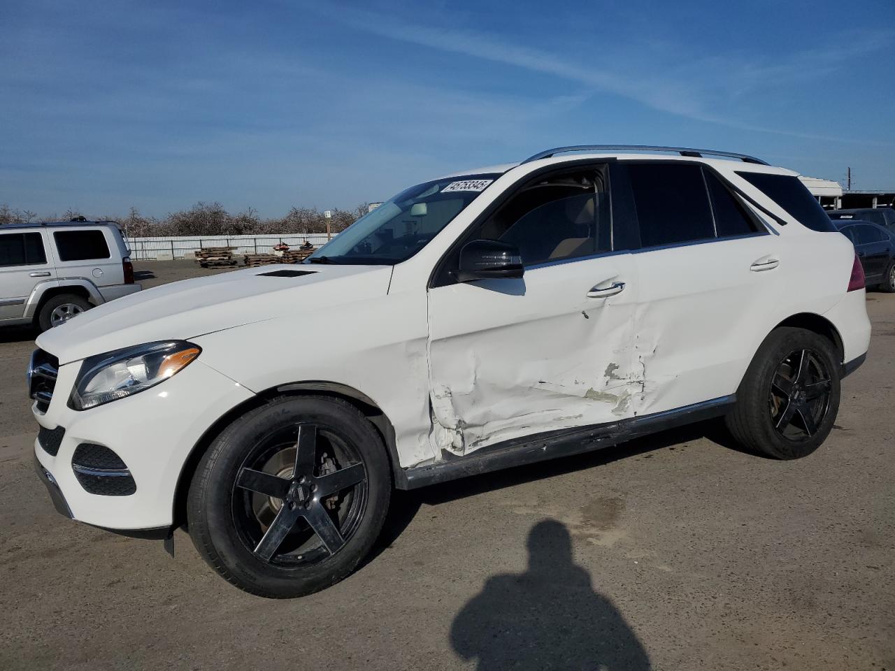 2016 Mercedes-Benz GLE - Image 1