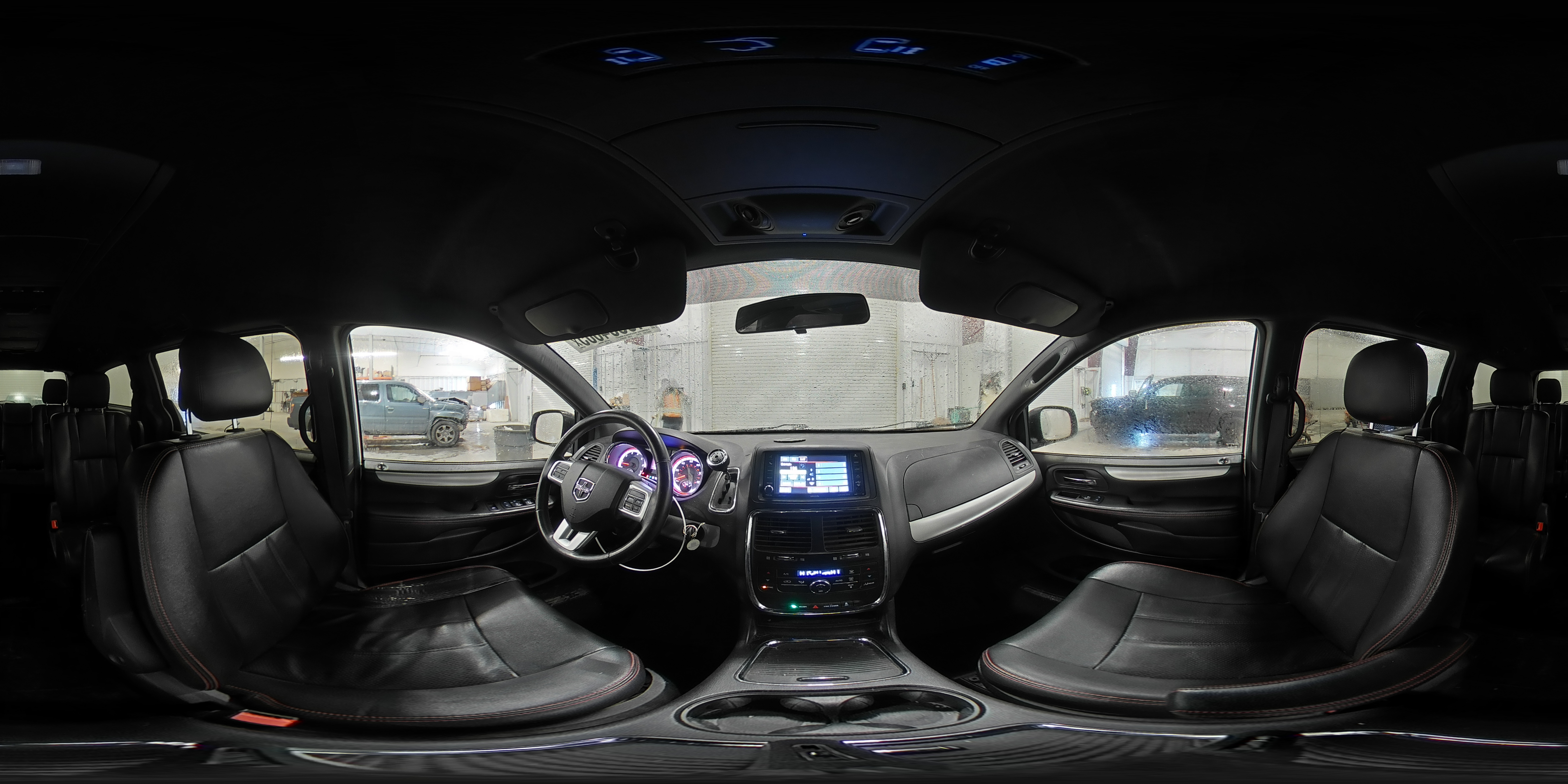 2014 Dodge Caravan - Image 14