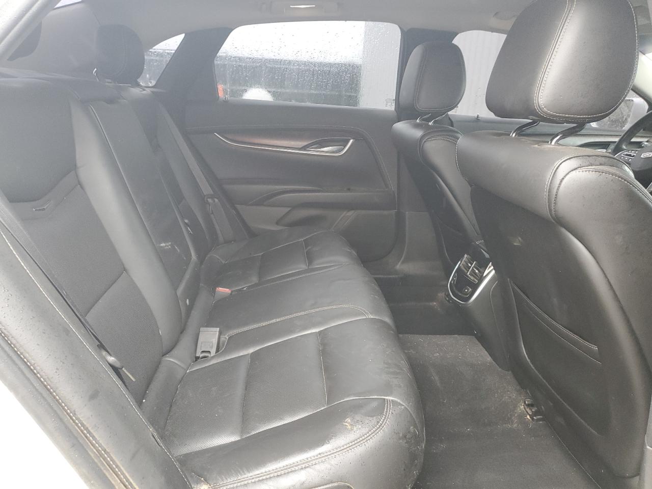 2018 Cadillac XTS - Image 10