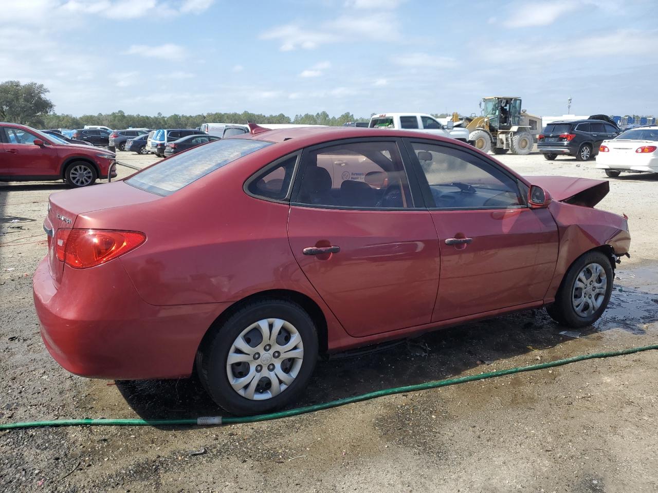 2010 Hyundai Elantra - Image 3