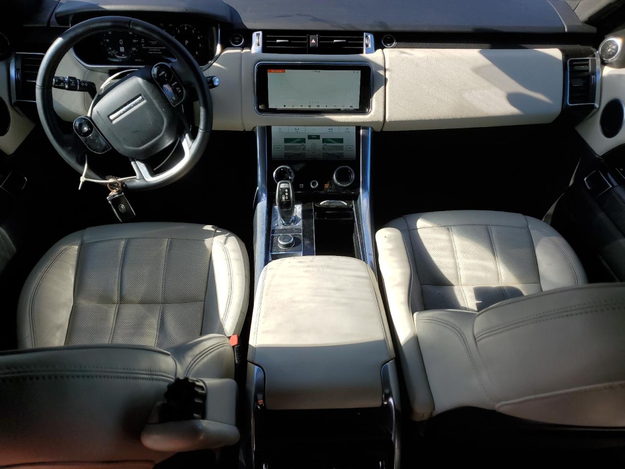 2020 Land Rover Range Rover - Image 8