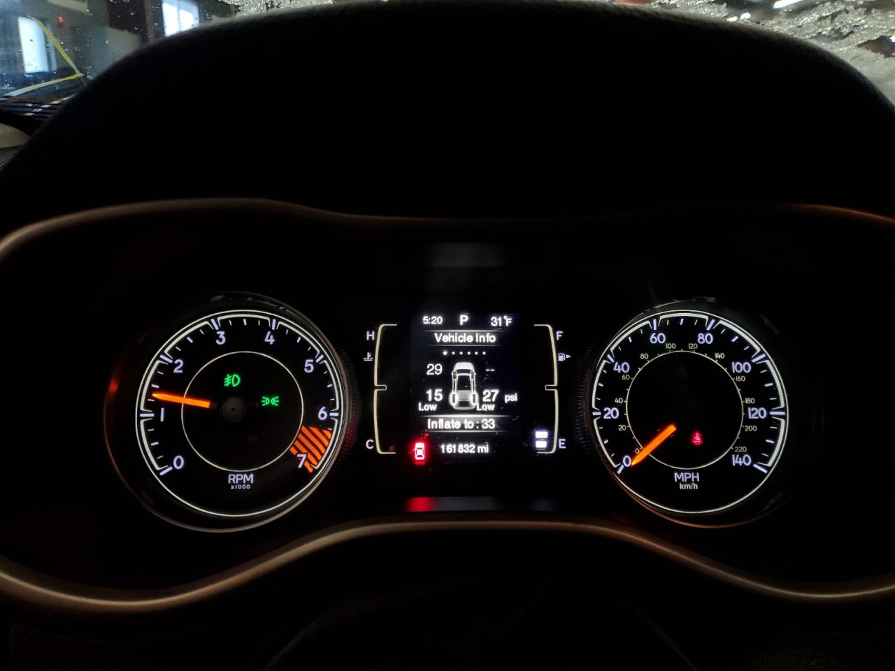 2014 Jeep Grand Cherokee - Image 9