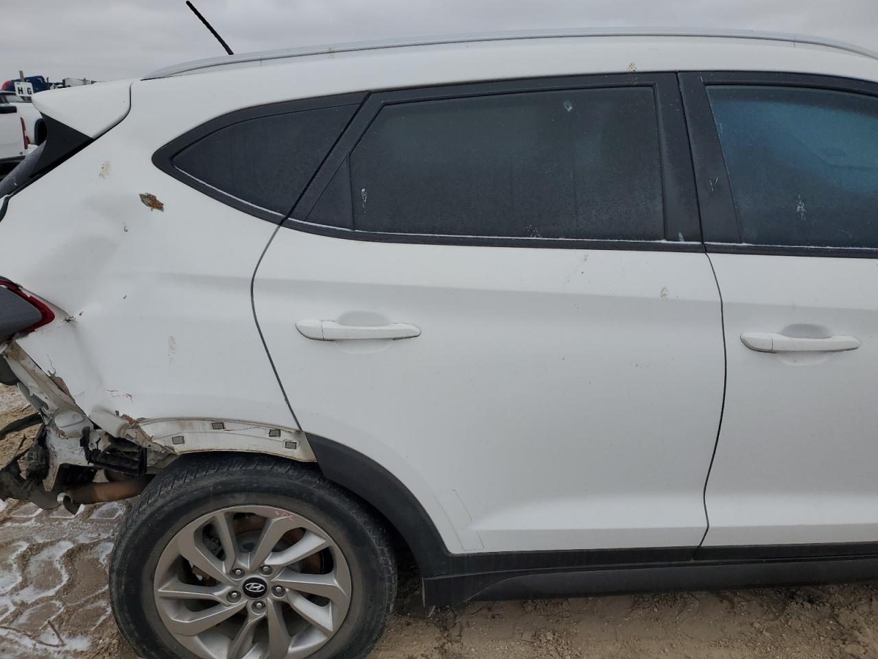 2016 Hyundai Tucson - Image 11