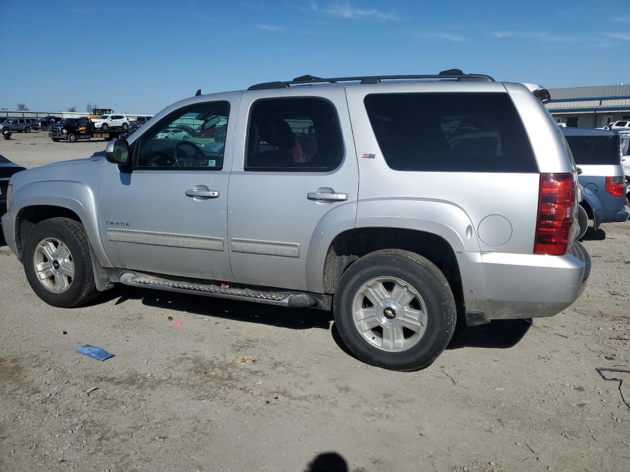 2010 Chevrolet Tahoe - Image 2