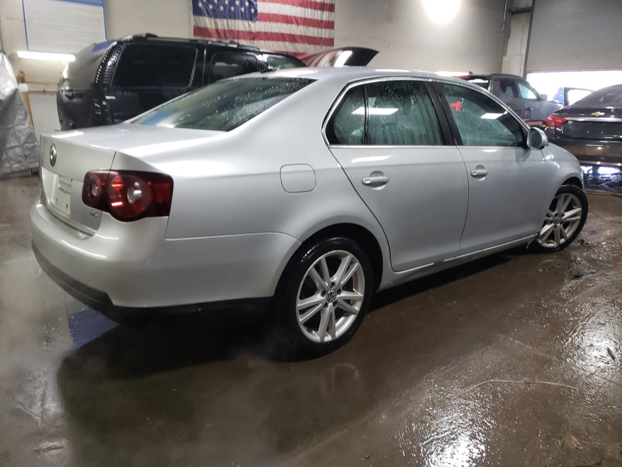 2009 Volkswagen Jetta - Image 3