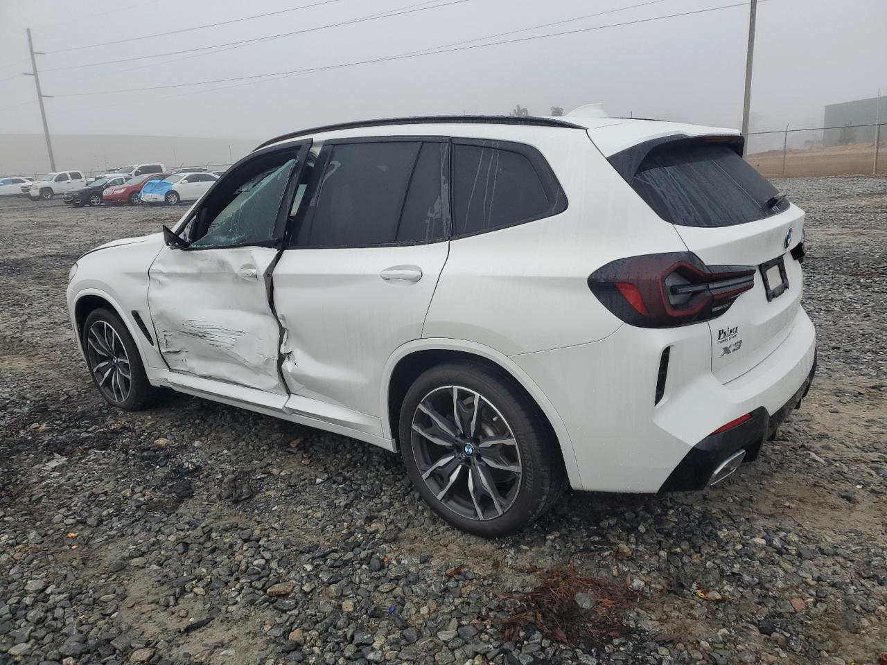 2022 BMW X3 - Image 2