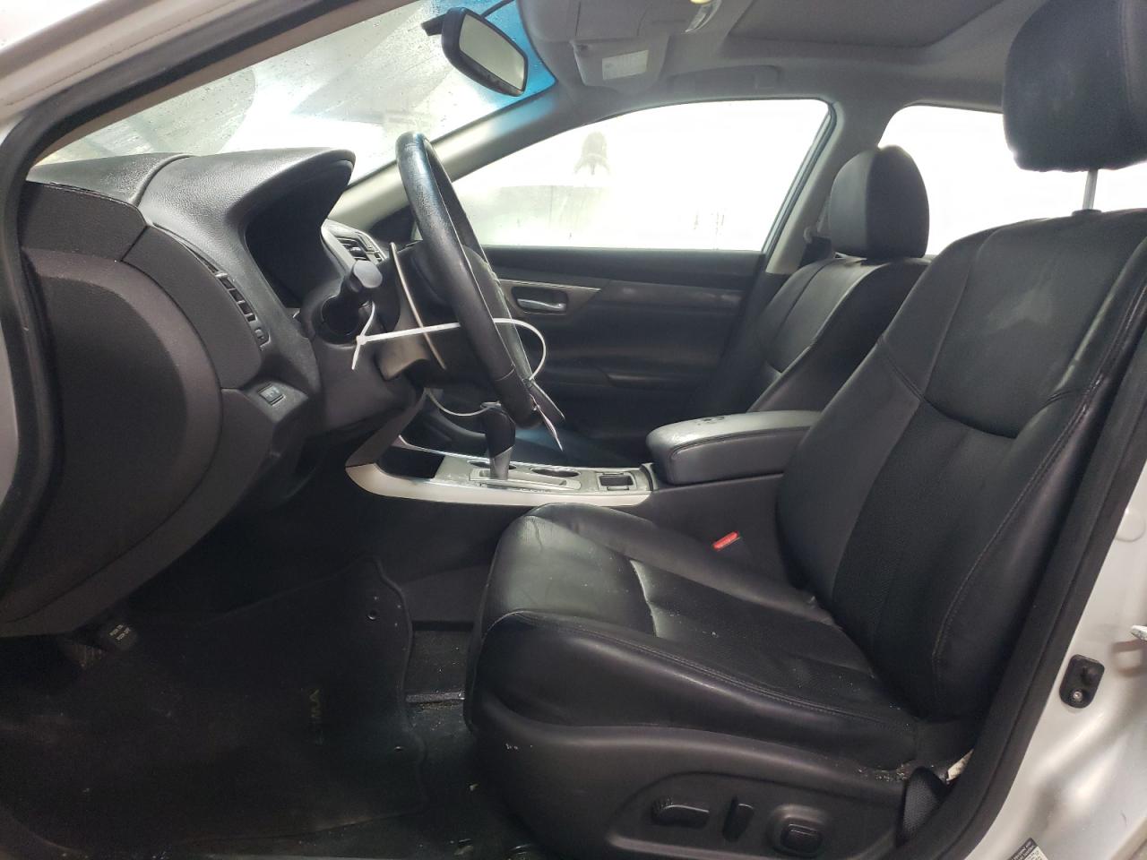 2015 Nissan Altima - Image 7