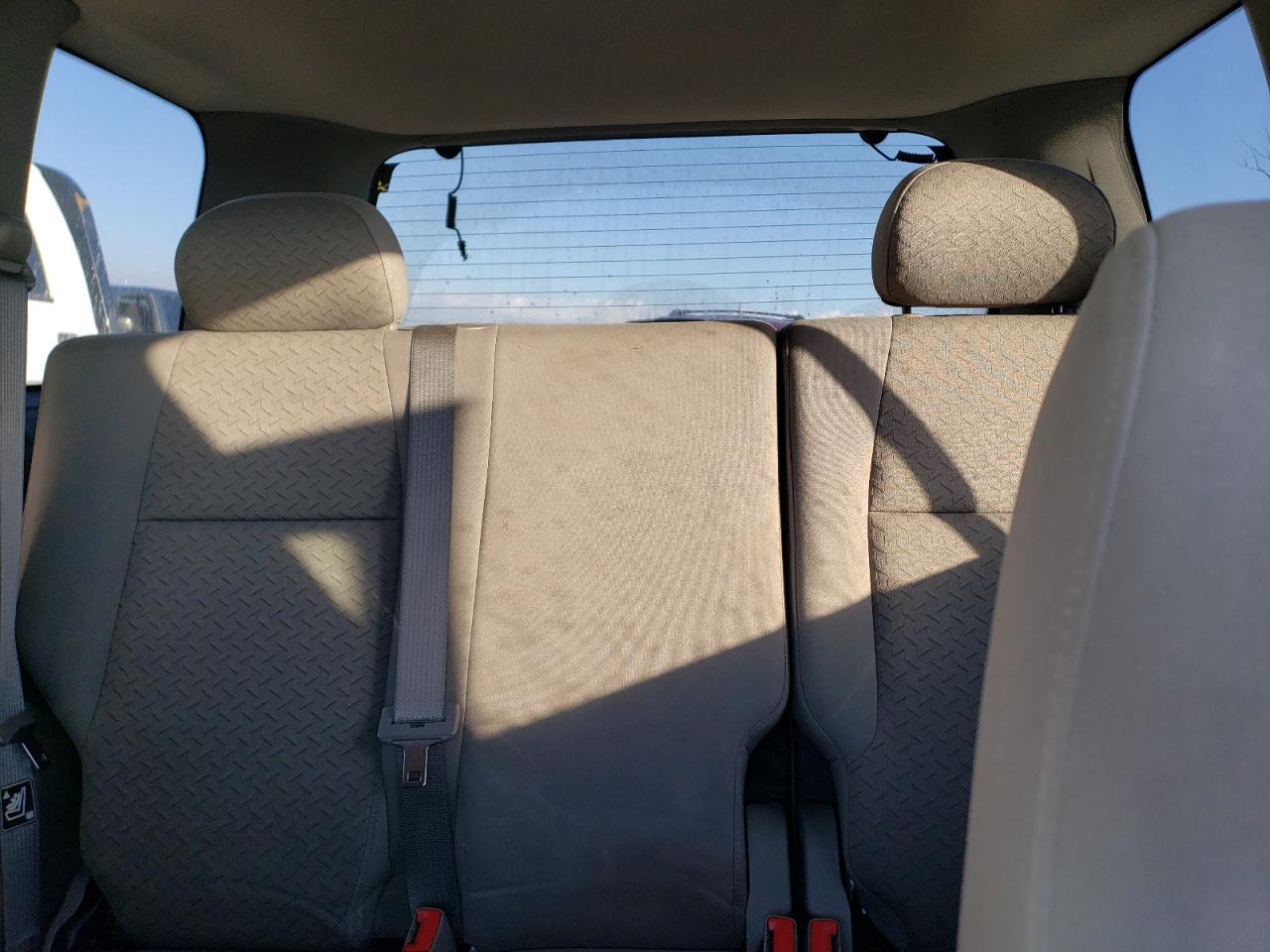 2006 Jeep Liberty (North America) - Image 10