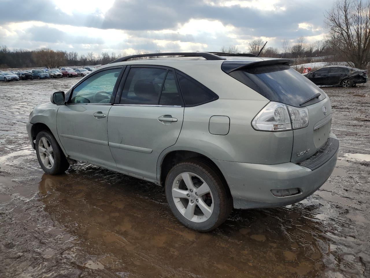 2004 Lexus RX - Image 2