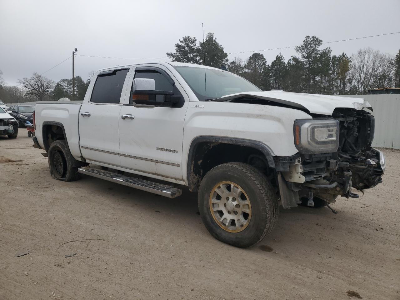 2017 GMC Sierra - Image 4