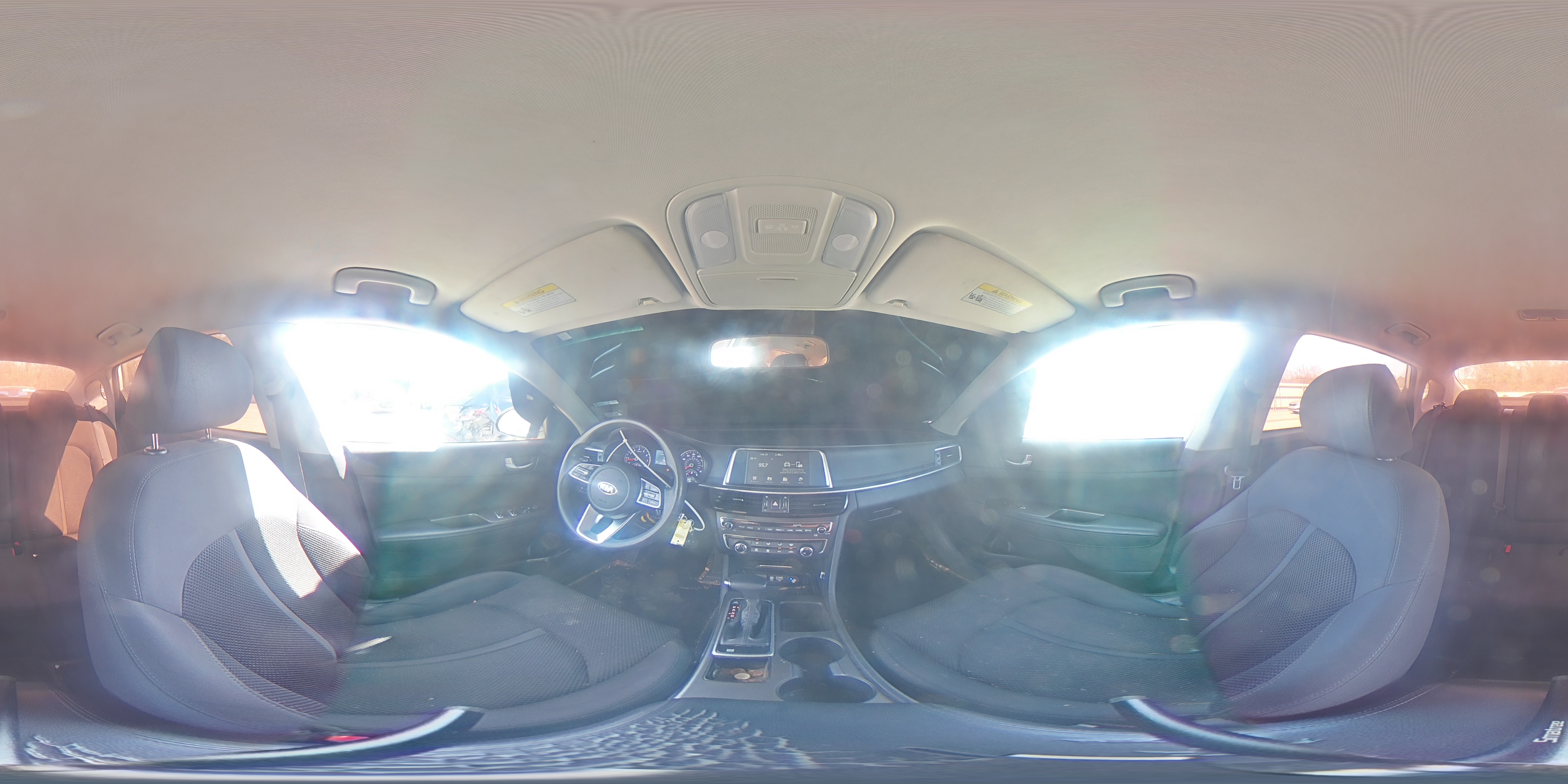 2019 Kia Optima - Image 13