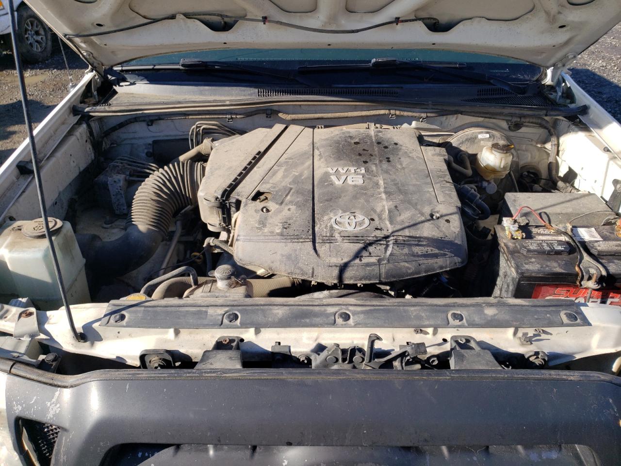 2010 Toyota Tacoma - Image 11