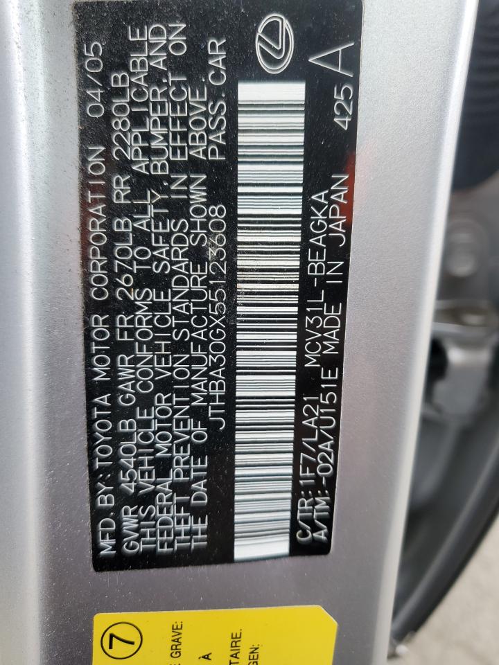 2005 Lexus ES - Image 12
