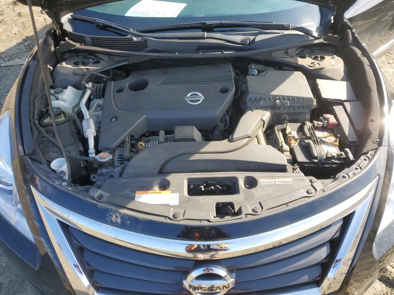 2015 Nissan Altima - Image 11