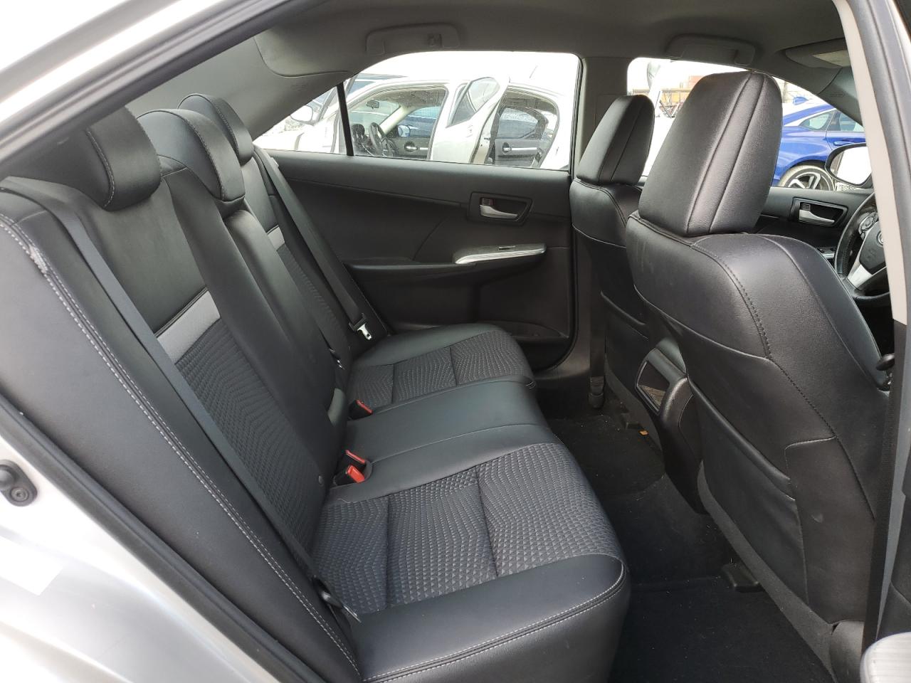 2014 Toyota Camry - Image 10