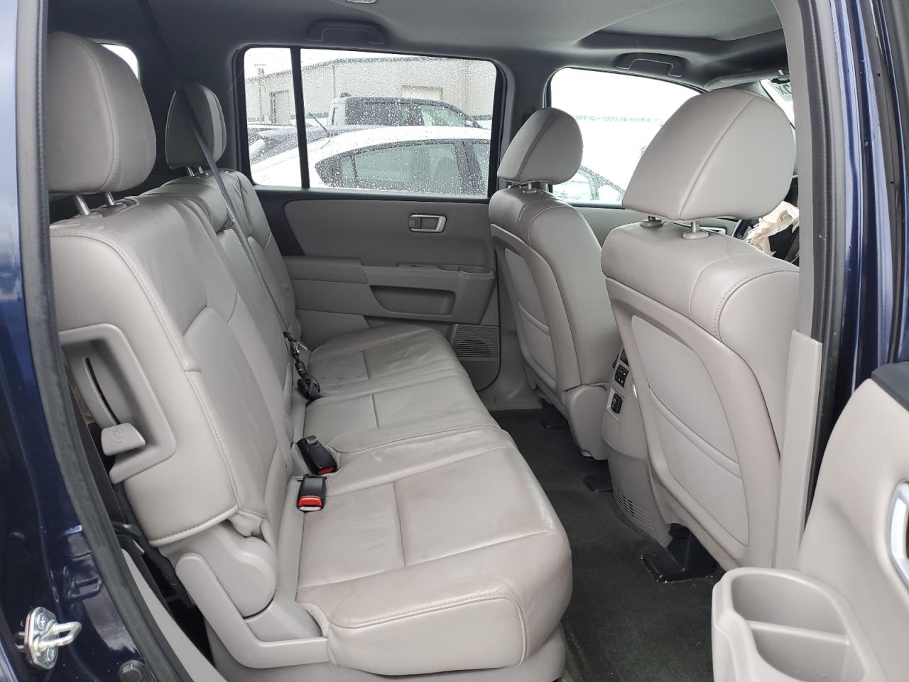 2014 Honda Pilot - Image 11