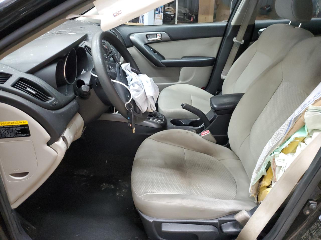2013 Kia Forte - Image 7