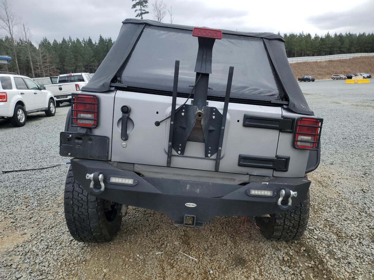 2014 Jeep Wrangler - Image 6