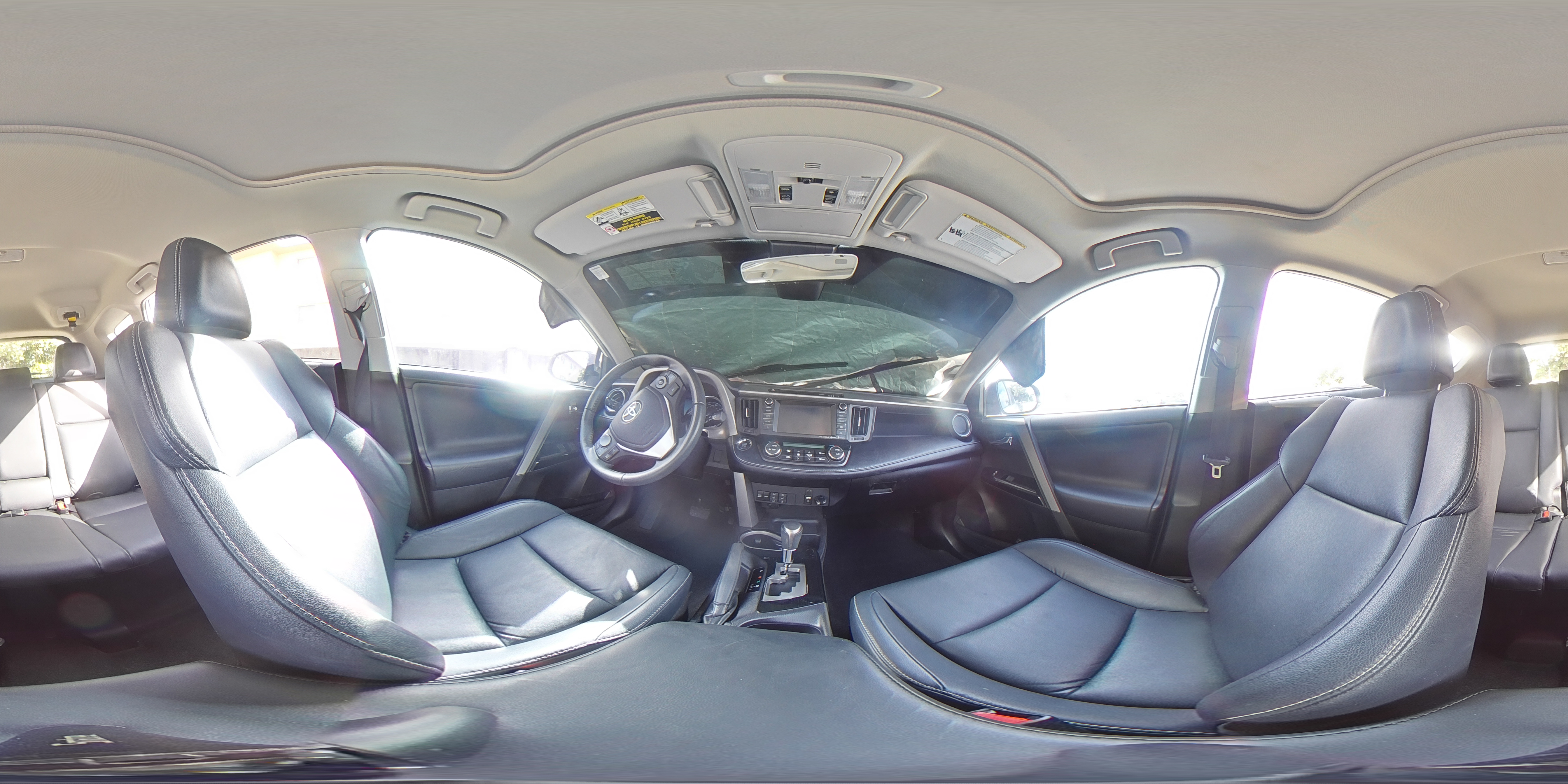 2017 Toyota RAV 4 - Image 14